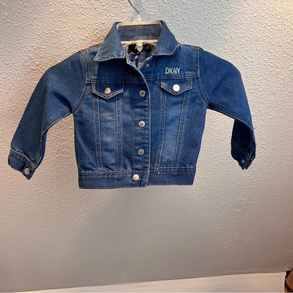 DKNY JEANS Blue Denim Trucker Jacket. Kids Size 2T. Silver Logo Breast Pocket.